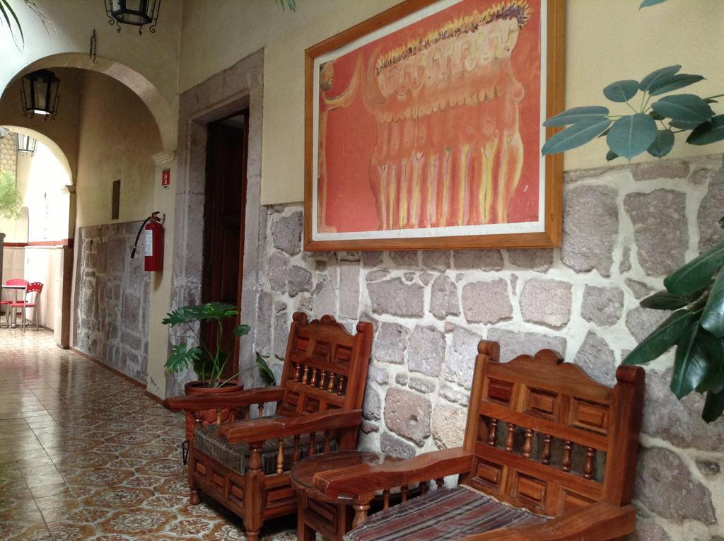 Hotel Atilanos Morelia Exterior photo